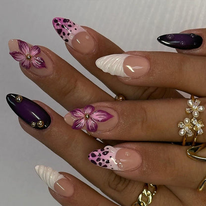 Royal Emerald & Gold Filigree Nails